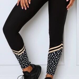 White Fox X Sarah’s Day sweet & sassy leggings